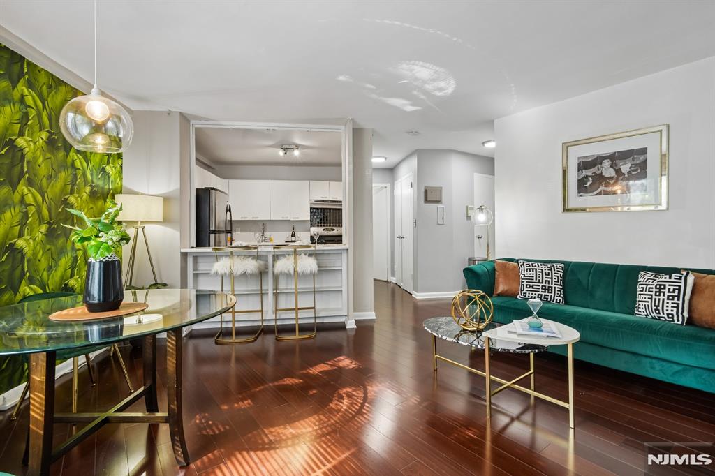 1375 River Road, Unit 1A Edgewater, NJ 07020 - Photo 3 of 20