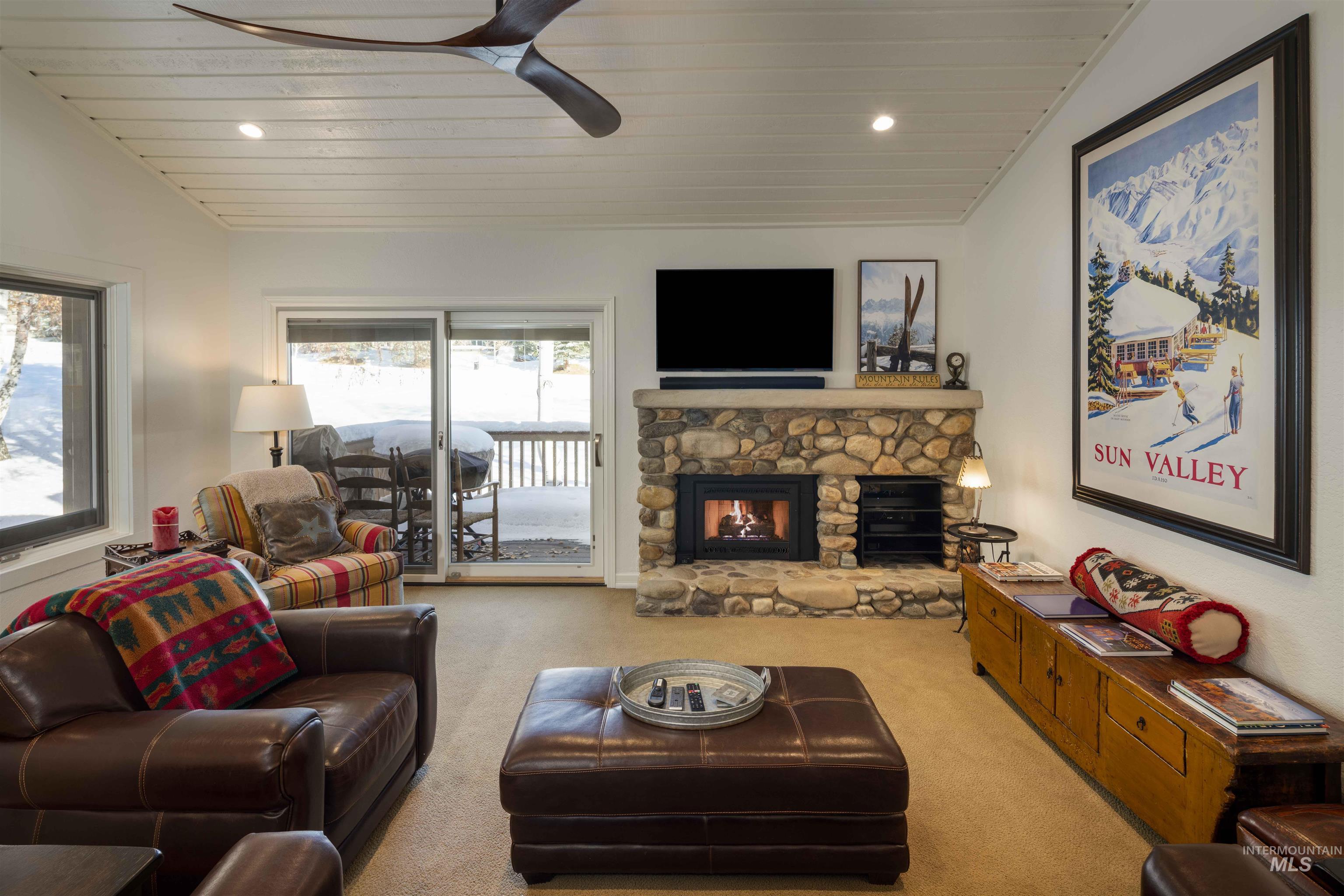 2639 Ridge Lane Sun Valley, ID 83353 - Photo 3 of 32