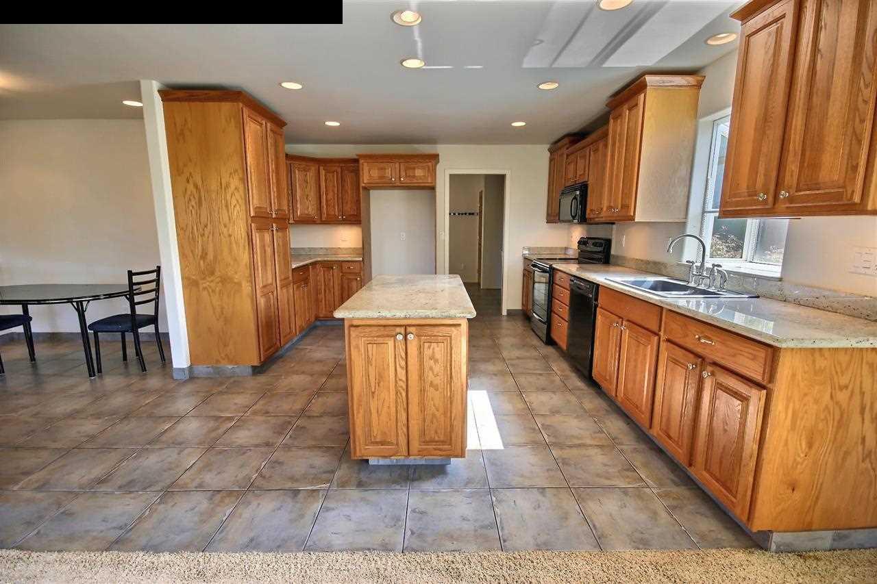 54 Hui Rd F Lahaina, HI 96761 - Photo 3 of 28 Gallery Image 3