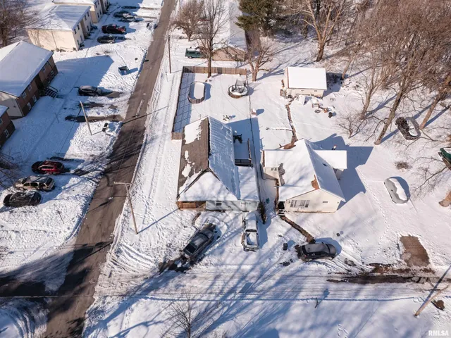 $140,000 | 1201 North 11th Street, Herrin, IL 62948