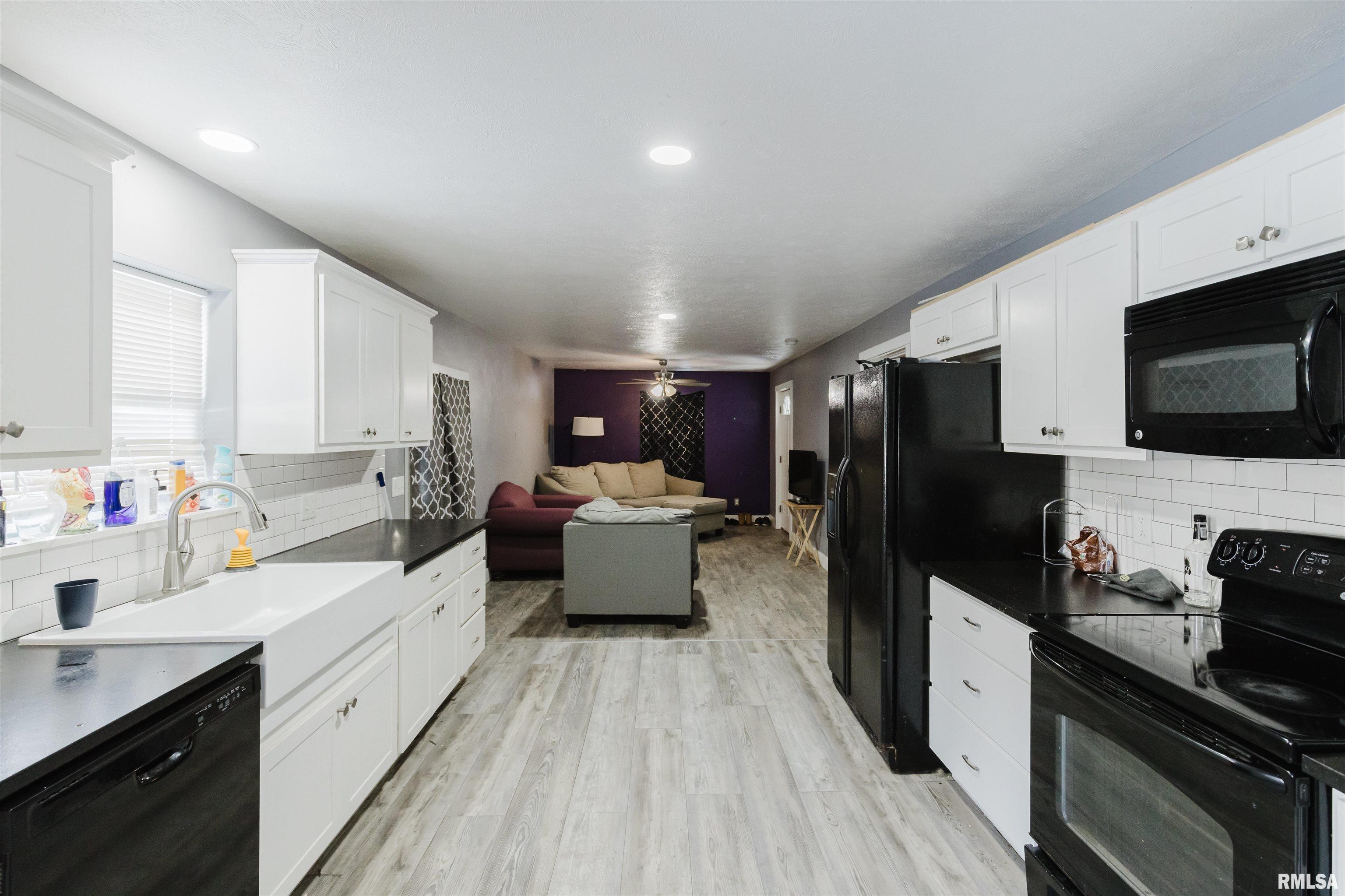 1201 North 11th Street Herrin, IL 62948 - Photo 5 of 24