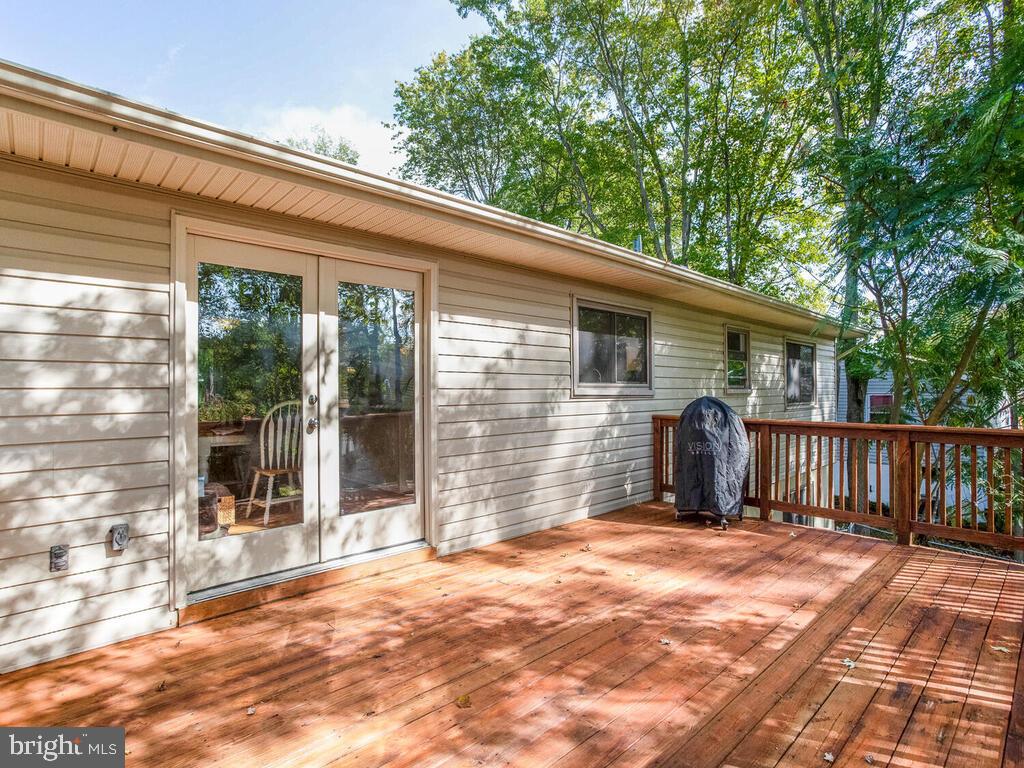 3710 8th Avenue Edgewater, MD 21037 - Photo 36 of 38 deck