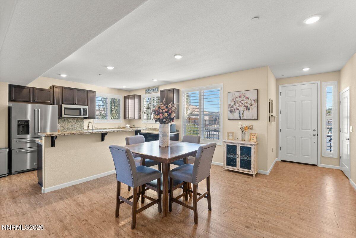 596 Costa Azul Drive Sparks, NV 89436 - Photo 8 of 21 596 Costa Azul Drive Sparks NV 89436 6 o