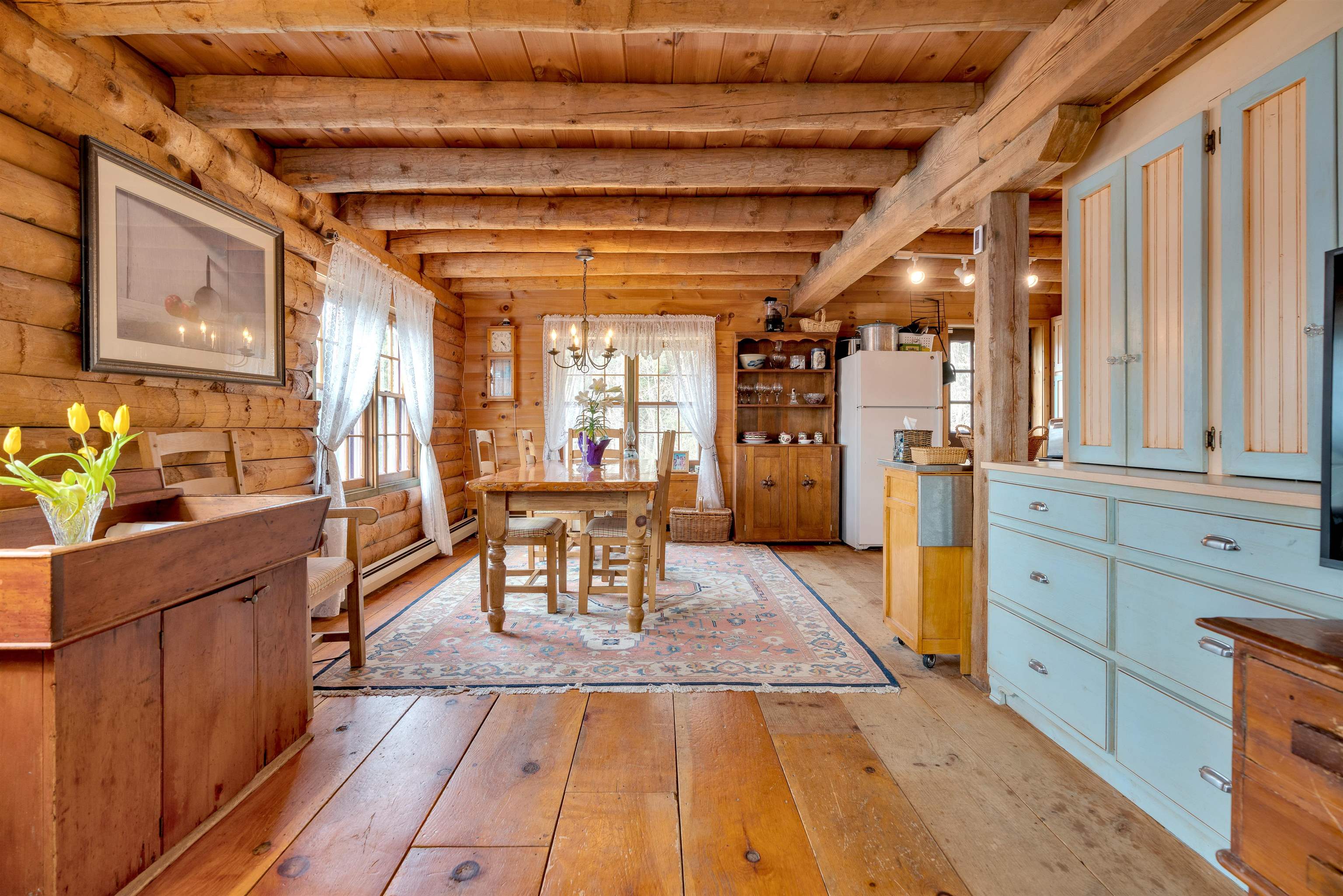 211 Wood Road Hartford, VT 05059 - Photo 11 of 56