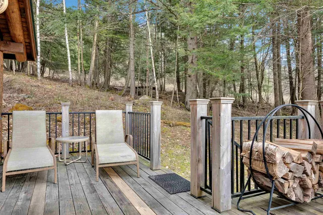 $795,000 | 211 Wood Road, Hartford, VT 05059