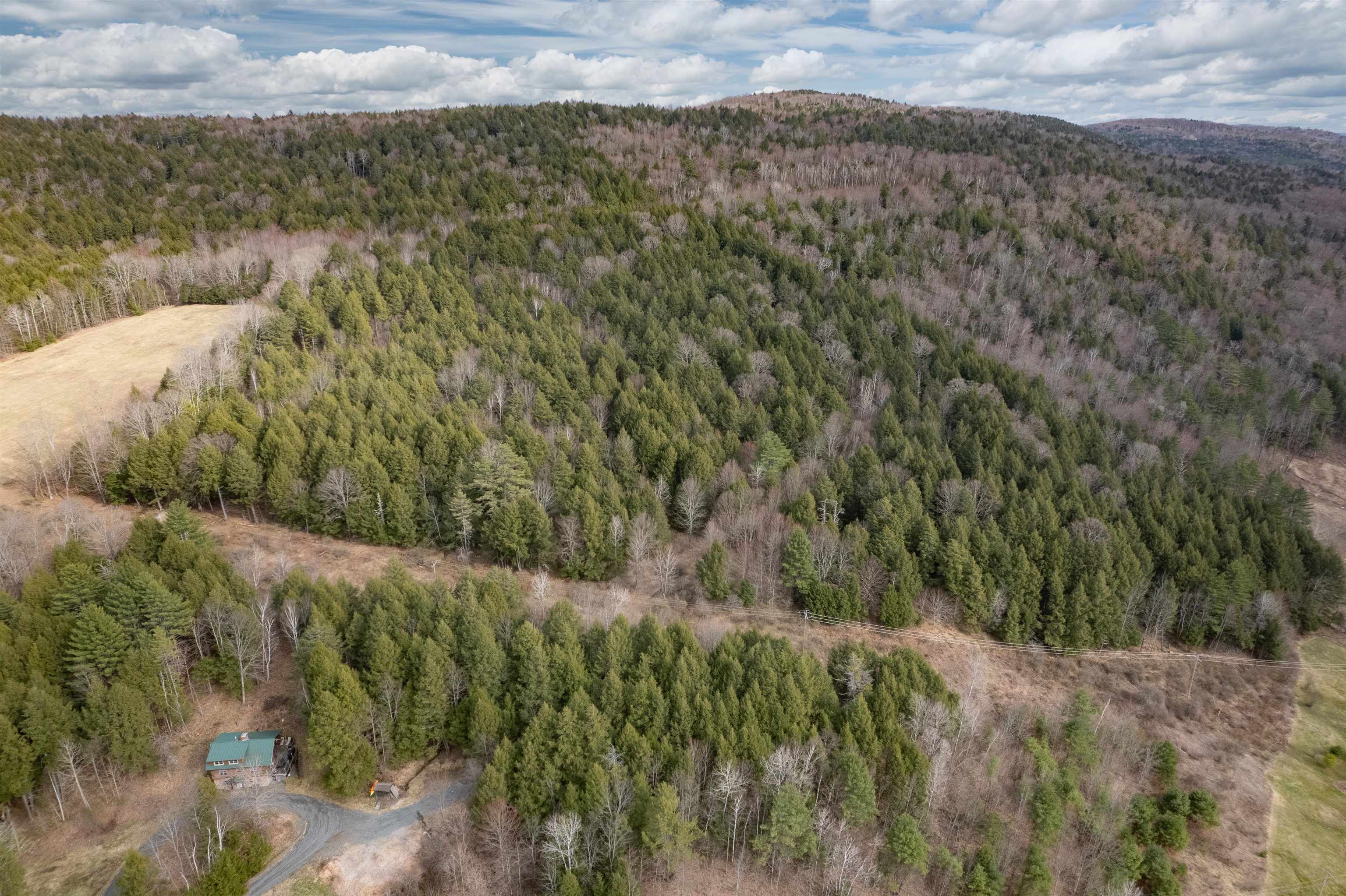 211 Wood Road Hartford, VT 05059 - Photo 52 of 56