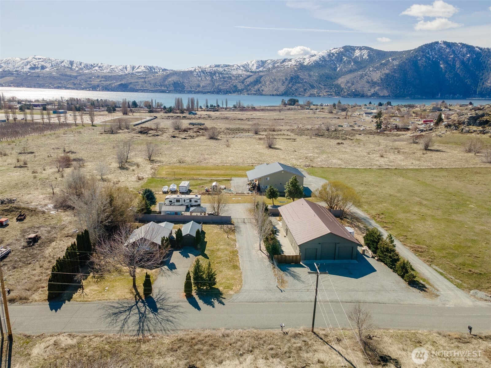 674 Lloyd Road Manson, WA 98831 - Photo 2 of 33 Gallery Image 2