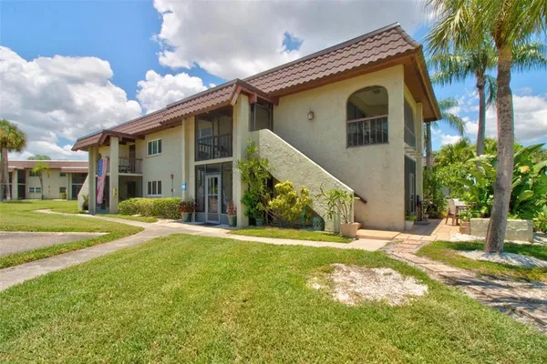 $210,000 | 1001 South Bayshore Boulevard, Unit 101, Safety Harbor, FL 34695