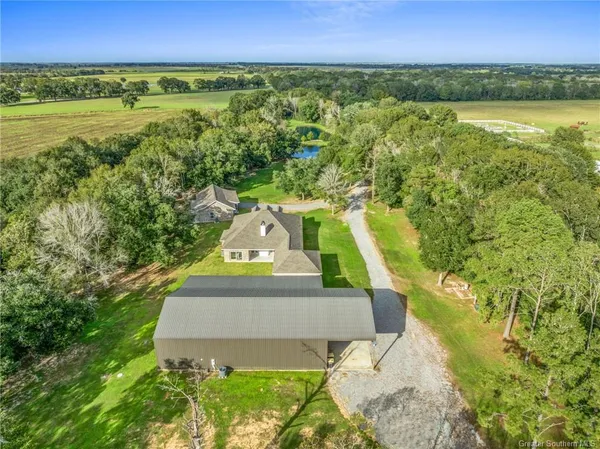 $799,000 | 19287 Dama Landry Road, Jennings, LA 70546