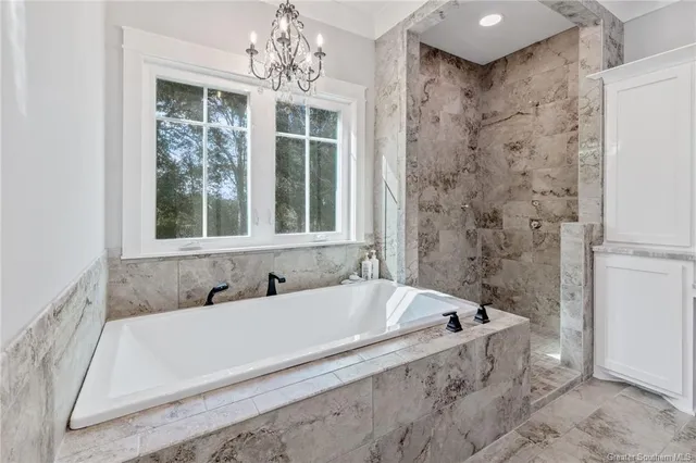 $799,000 | 19287 Dama Landry Road, Jennings, LA 70546