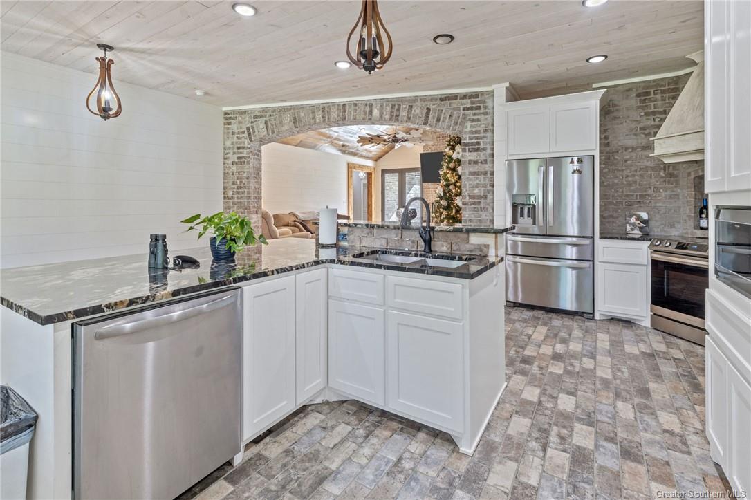 19287 Dama Landry Road Jennings, LA 70546 - Photo 7 of 45