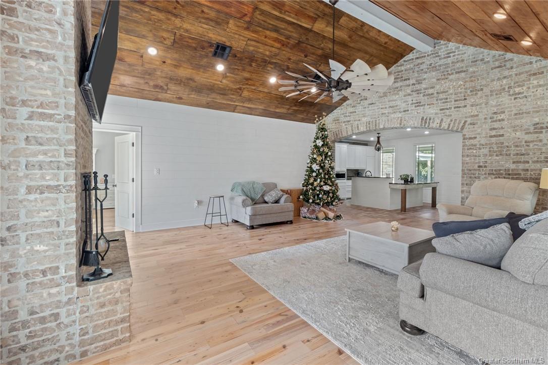 19287 Dama Landry Road Jennings, LA 70546 - Photo 10 of 45