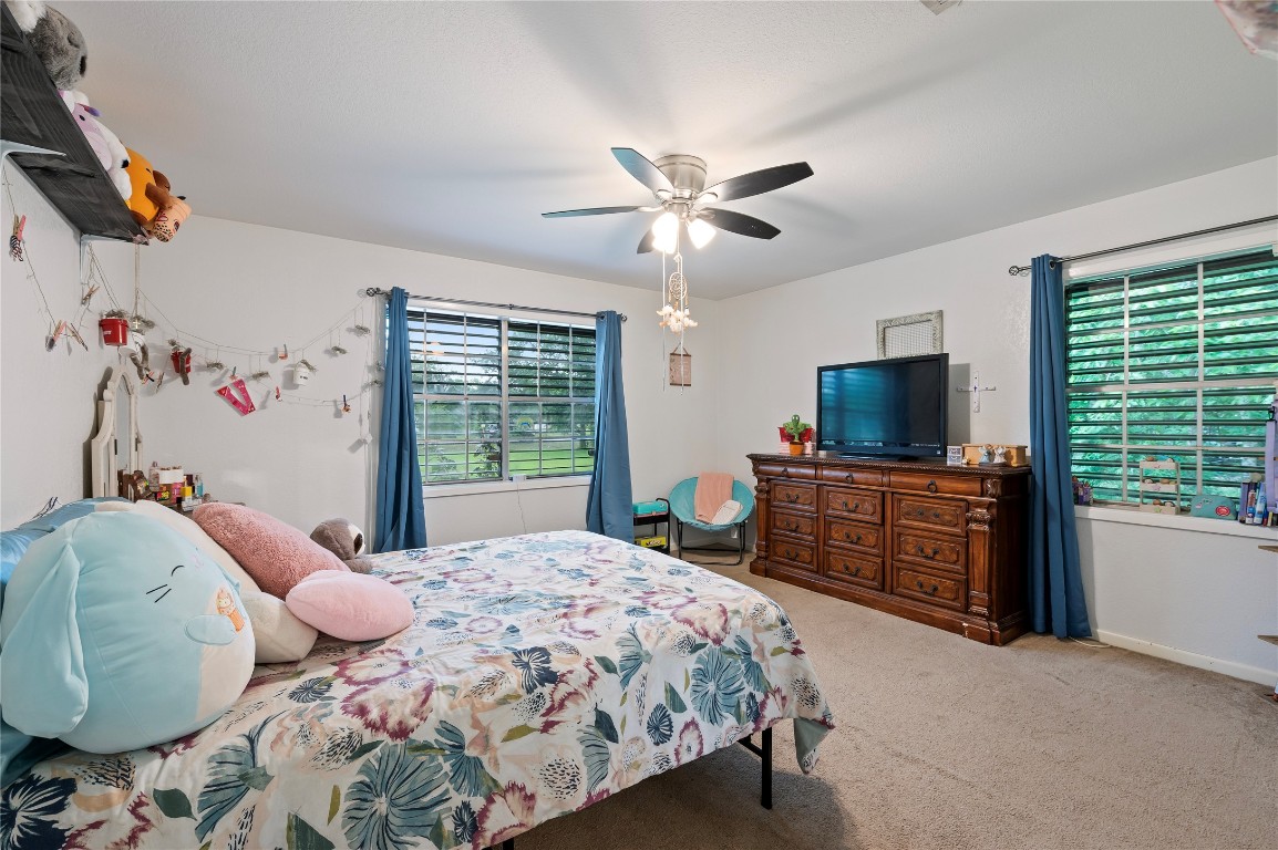 725 Thompson Road Alvin, TX 77511 - Photo 29 of 44 second bedroom