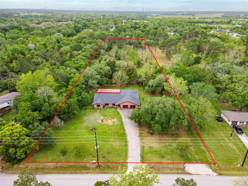 725 Thompson Road Alvin, TX 77511 - Photo 5 of 44