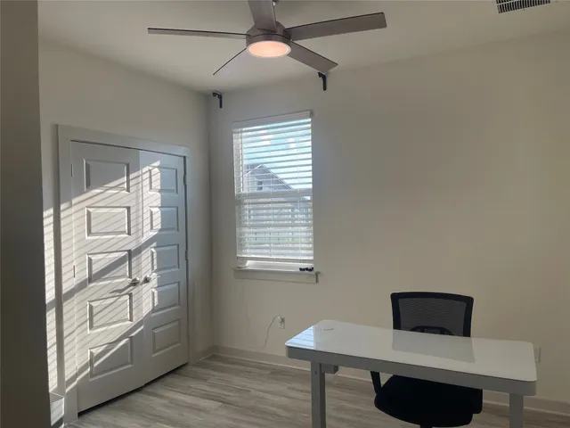 $2,290 | 145 Merrick Road, Georgetown, TX 78628