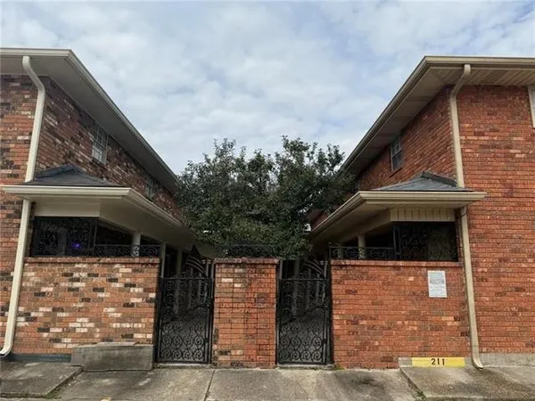 $1,400 | 213 West Esplanade Avenue, Unit 213, Metairie, LA 70005