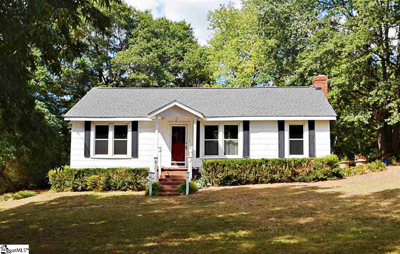 40 South Fairfield Road Greenville, SC 29605 - Photo 1 of 31 Gallery Image 1