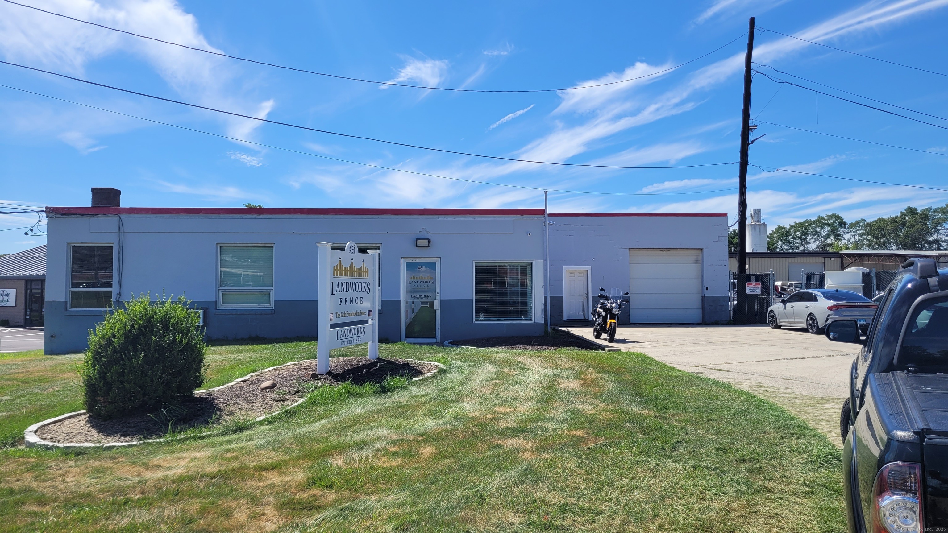 a house view with a outdoor space