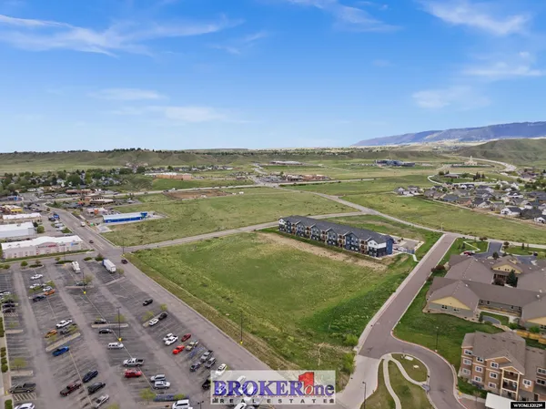 $2,143,152 | 3250 Patriot Drive, Casper, WY 82604