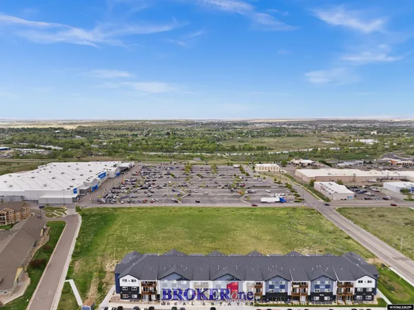 $2,143,152 | 3250 Patriot Drive, Casper, WY 82604