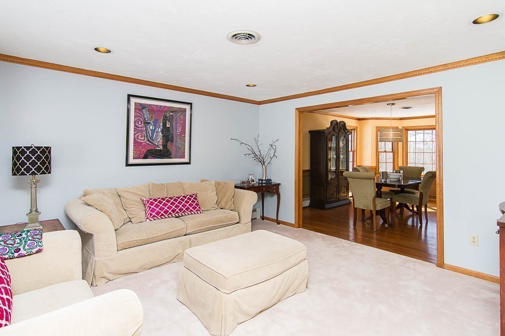 68 Ashcroft Road Sharon, MA 02067 - Photo 12 of 28 Gallery Image 12