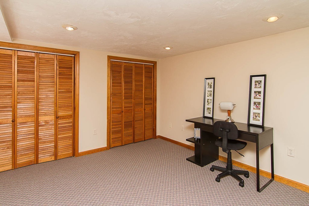 68 Ashcroft Road Sharon, MA 02067 - Photo 24 of 28 Gallery Image 24