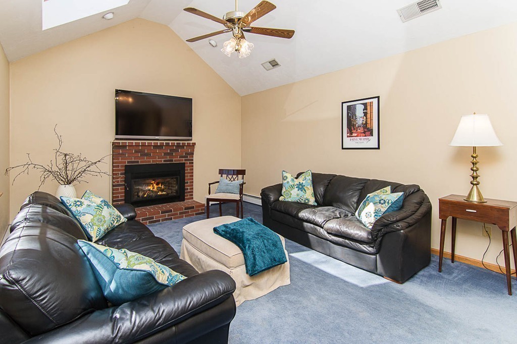 68 Ashcroft Road Sharon, MA 02067 - Photo 7 of 28 Gallery Image 7