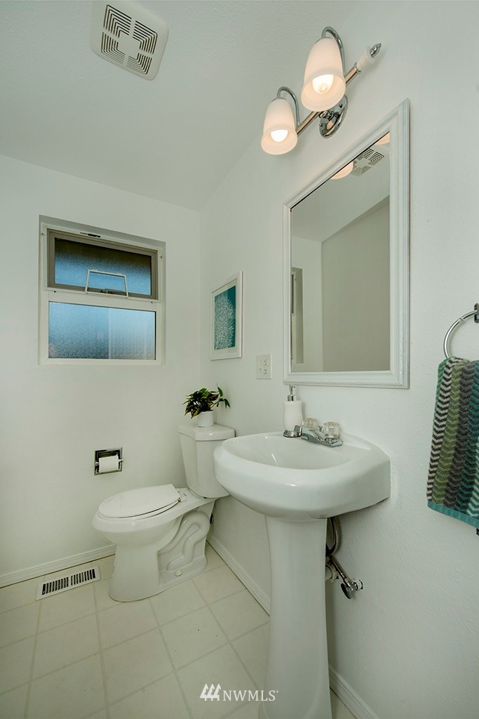 319 234th Place Southwest Bothell, WA 98021 - Photo 19 of 30