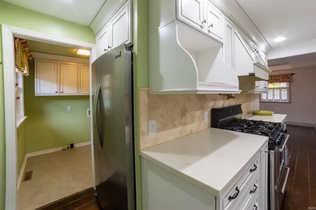 $325,000 | 2233 South Folsomville Road, Boonville, IN 47601