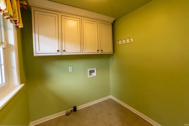 $325,000 | 2233 South Folsomville Road, Boonville, IN 47601