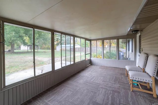 $325,000 | 2233 South Folsomville Road, Boonville, IN 47601