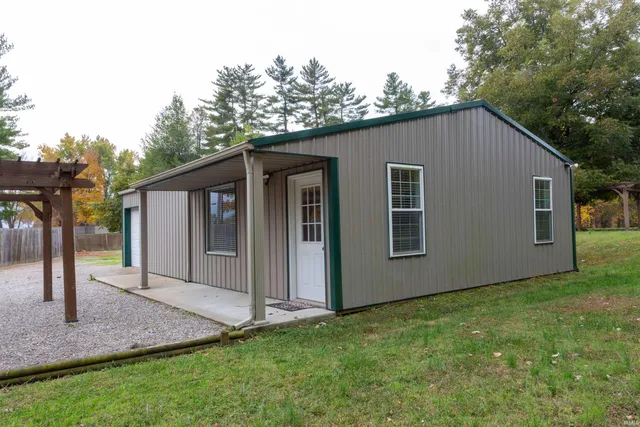$325,000 | 2233 South Folsomville Road, Boonville, IN 47601