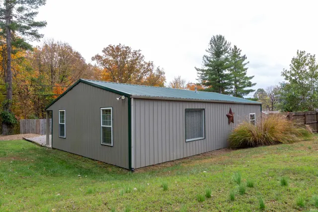 $325,000 | 2233 South Folsomville Road, Boonville, IN 47601