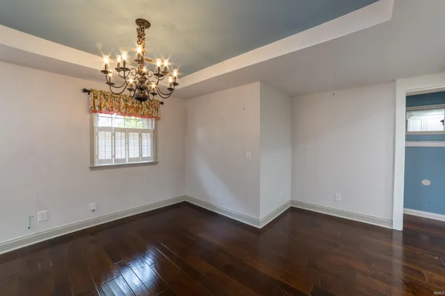 $325,000 | 2233 South Folsomville Road, Boonville, IN 47601