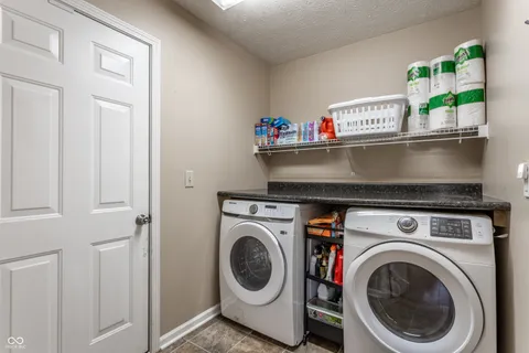 $275,000 | 7629 Blackthorn Court, Indianapolis, IN 46236