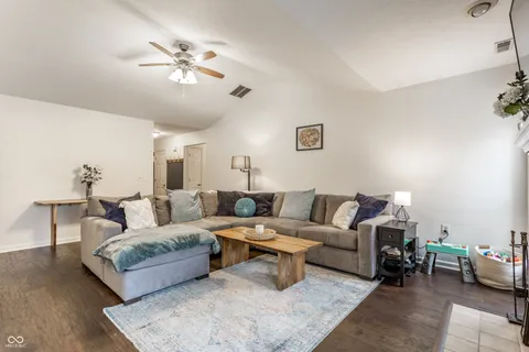 $275,000 | 7629 Blackthorn Court, Indianapolis, IN 46236