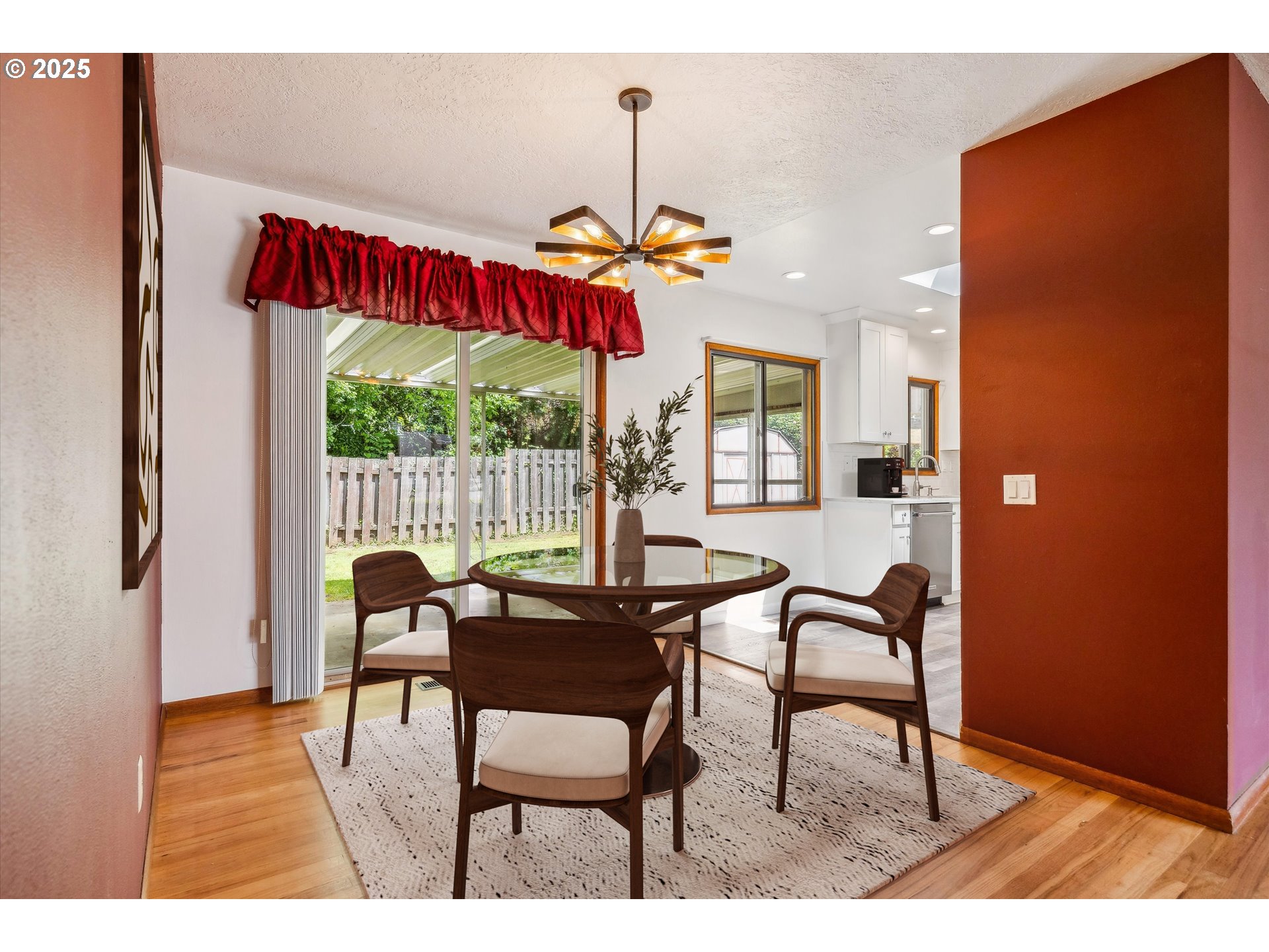 3425 Southwest Hamilton Court Portland, OR 97239 - Photo 8 of 21 Dining Room