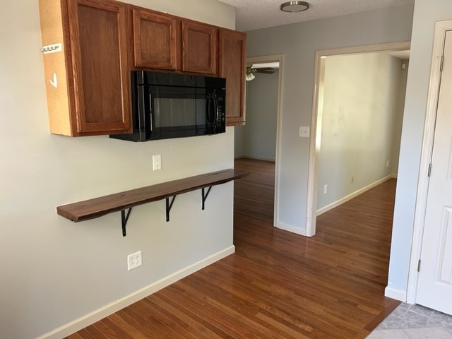 1891 Needmore Road Clarksville, TN 37042 - Photo 9 of 24 Gallery Image 9