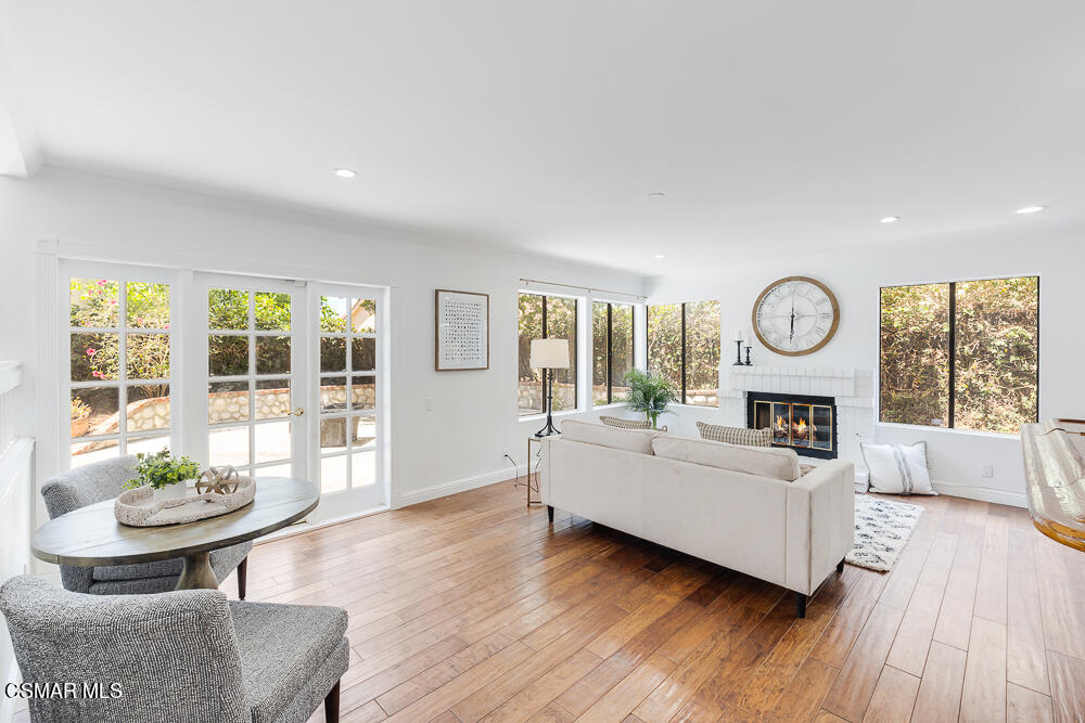 4035 Cliffrose Avenue Moorpark, CA 93021 - Photo 14 of 43 a living room with furniture and a large window