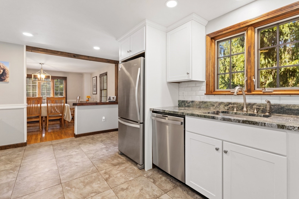 34 Kenney Road Middleton, MA 01949 - Photo 13 of 39 Gallery Image 13