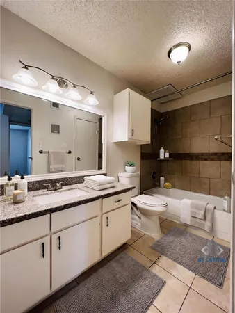 $1,150 | 2750 Holly Hall Street, Unit 1211, Houston, TX 77054