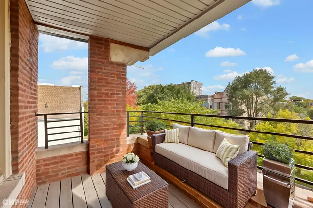$8,345,000 | 4358 South Prairie Avenue, Chicago, IL 60653