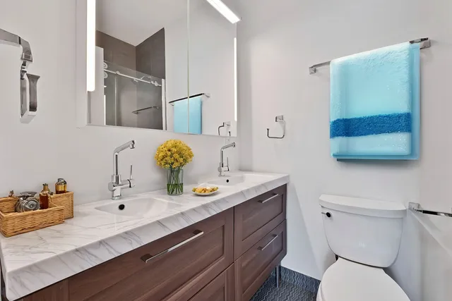 $8,345,000 | 4358 South Prairie Avenue, Chicago, IL 60653