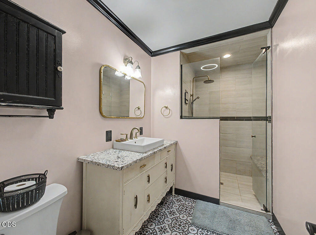 3330 Orindale Road Klamath Falls, OR 97601 - Photo 16 of 46
