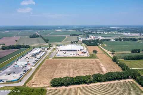 $610,670 | 4 Paul Segura Parkway, New Iberia, LA 70560