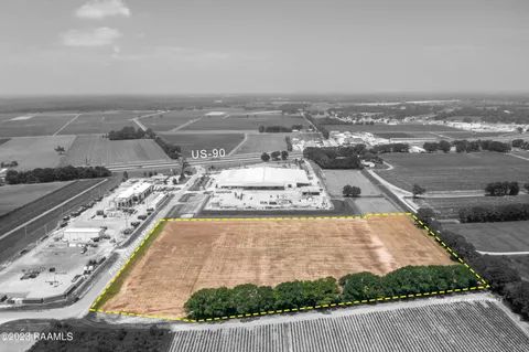 $610,670 | 4 Paul Segura Parkway, New Iberia, LA 70560