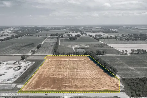 $610,670 | 4 Paul Segura Parkway, New Iberia, LA 70560