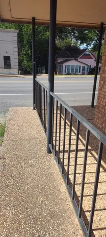 $8,900 | 510 West Church Street, Livingston, TX 77351