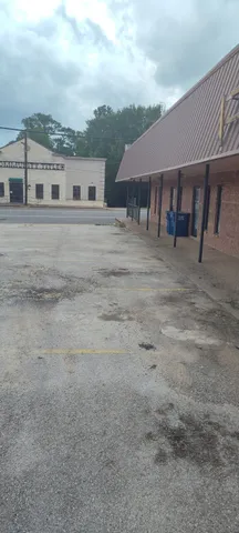 $8,900 | 510 West Church Street, Livingston, TX 77351