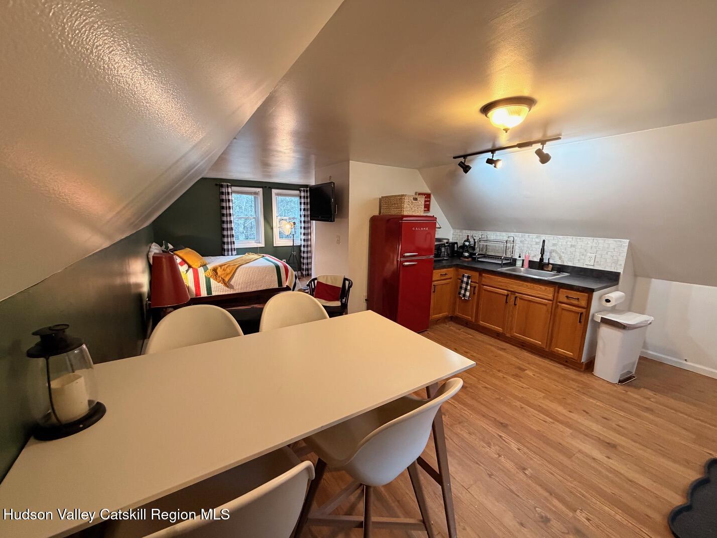 190 Green Lake Road Athens, NY 12451 - Photo 4 of 11 IMG_1412 (1)